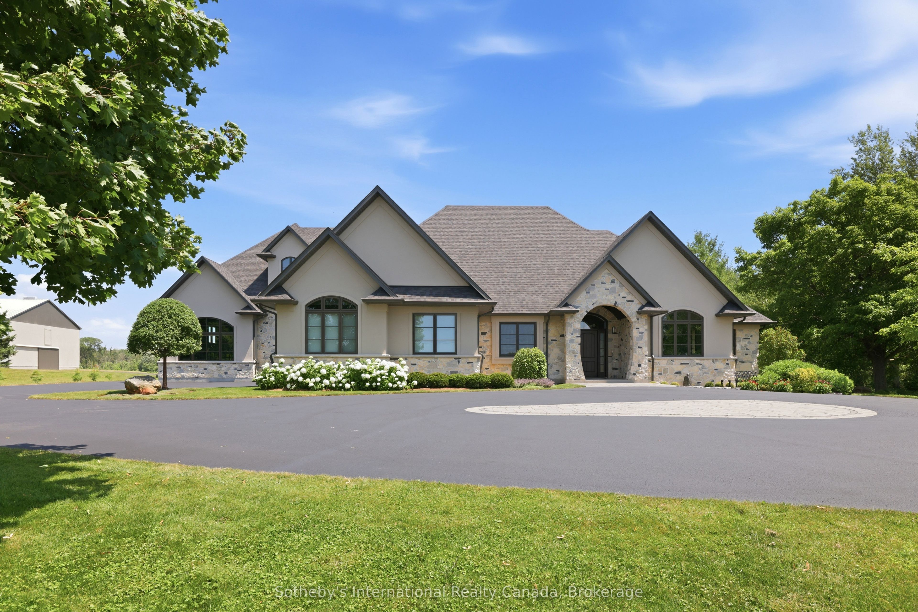 1621 Moser Young Road