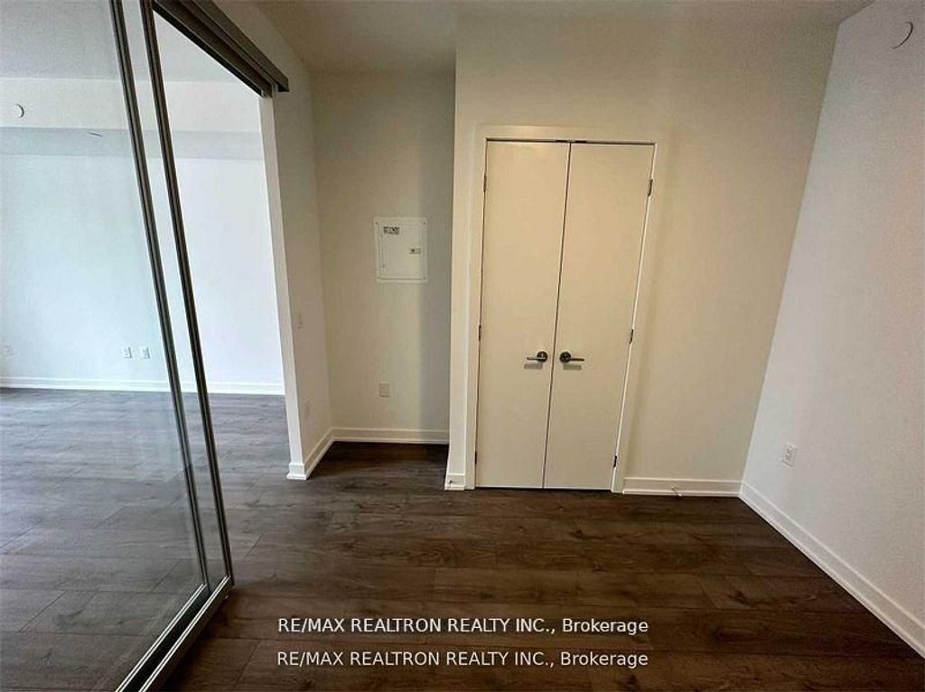 Photo of 357 King Street W #1504, Toronto, ON M5V 0S7 (MLS # C13439396)