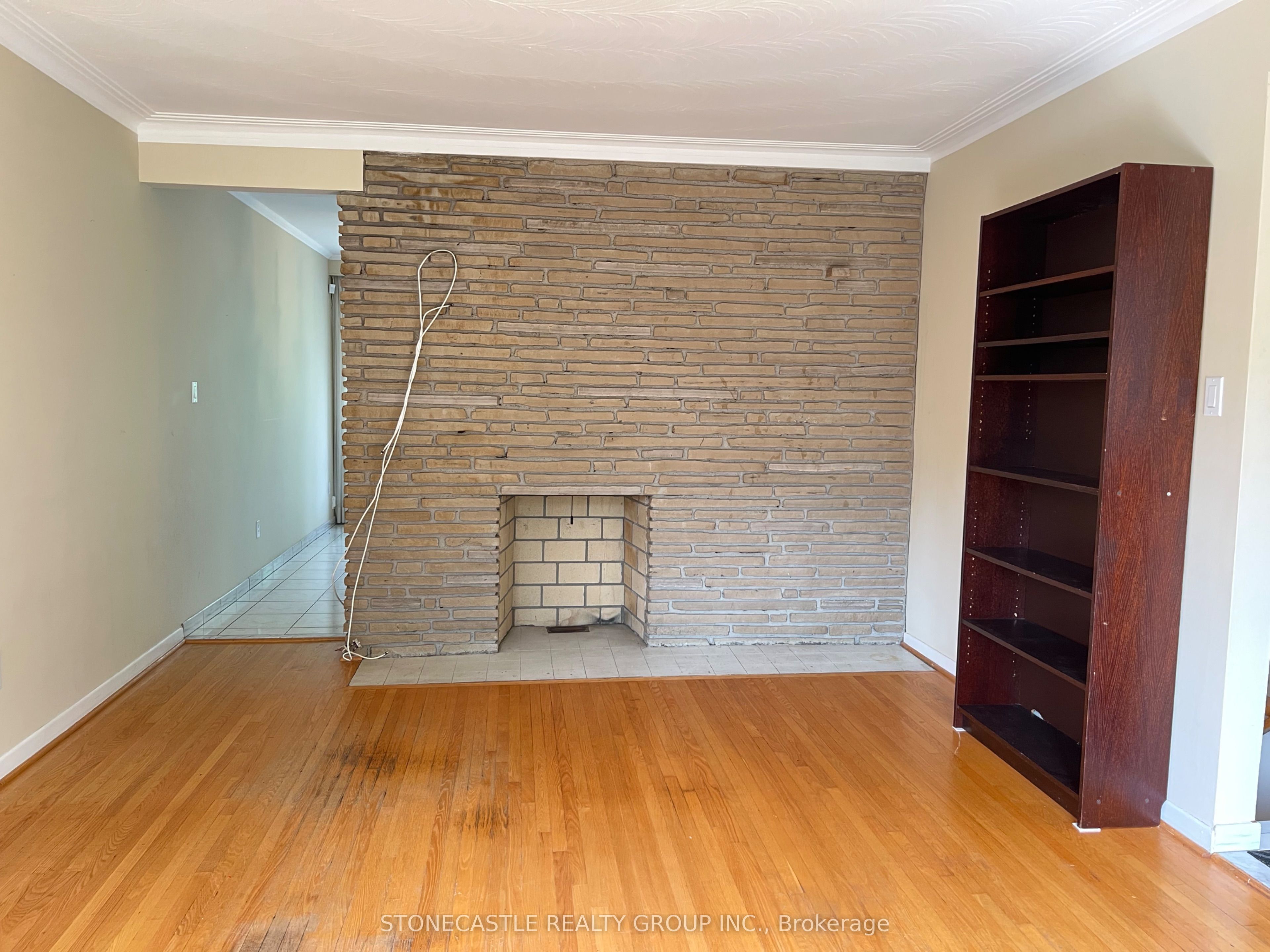 8 Hartsdale Drive