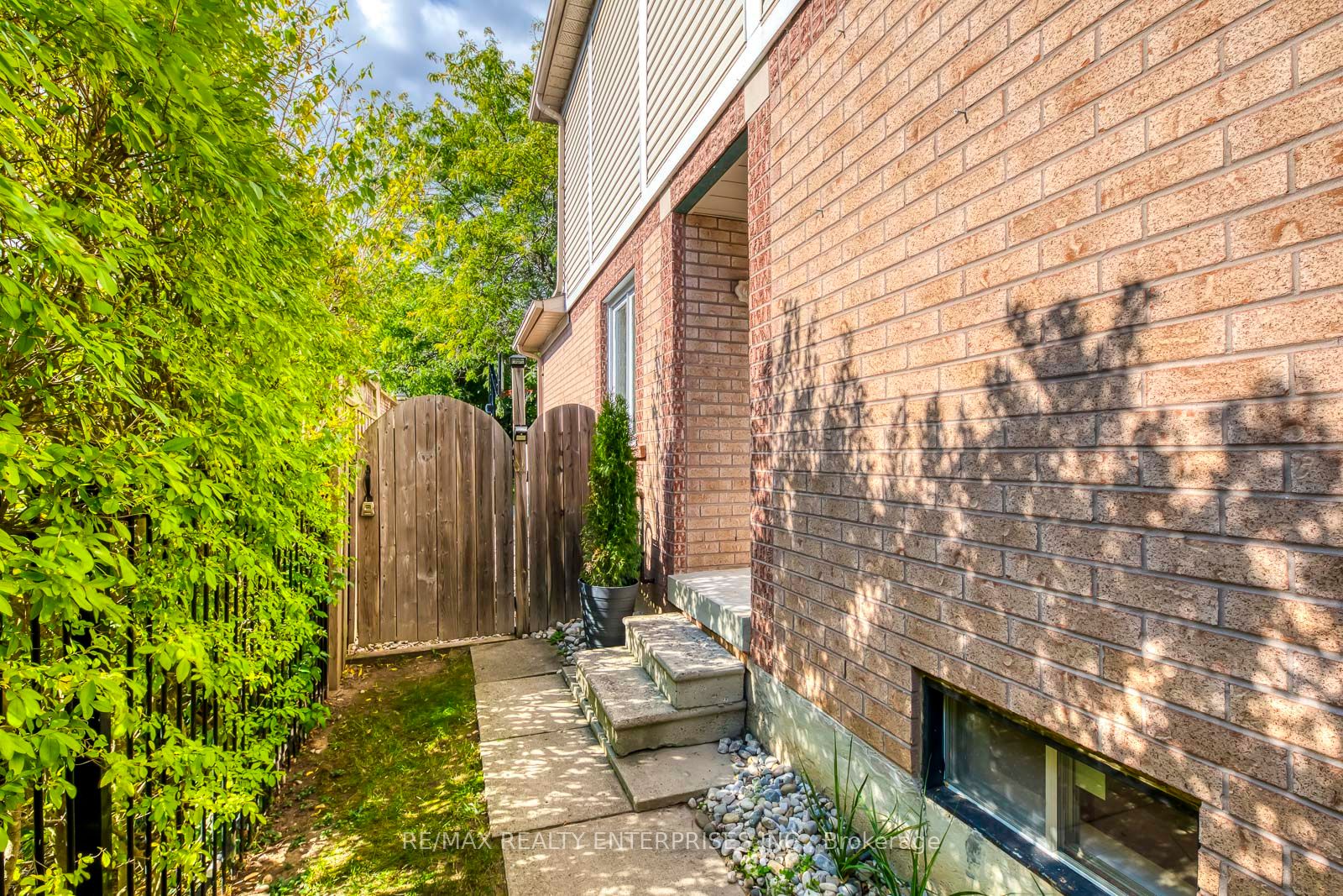 1157 Beechnut Road