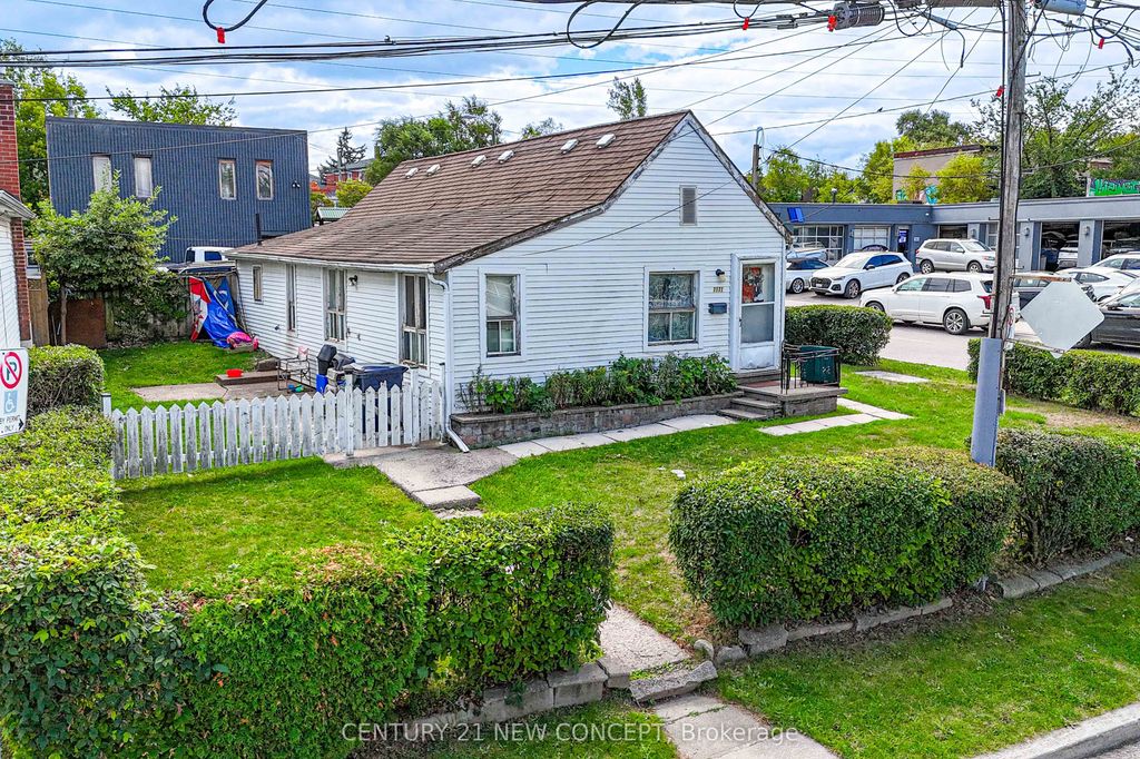 Photo of 1171 Roselawn Avenue, Toronto, ON M6B 1C5 (MLS # W12220591)