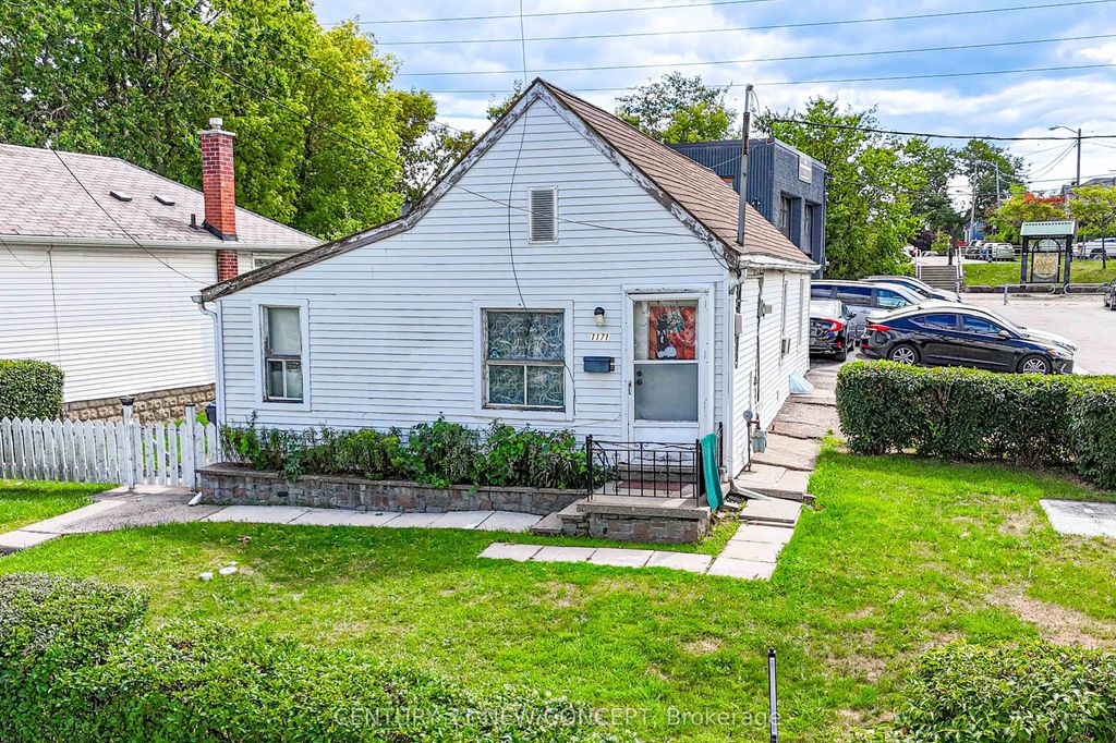 Photo of 1171 Roselawn Avenue, Toronto, ON M6B 1C5 (MLS # W12220591)