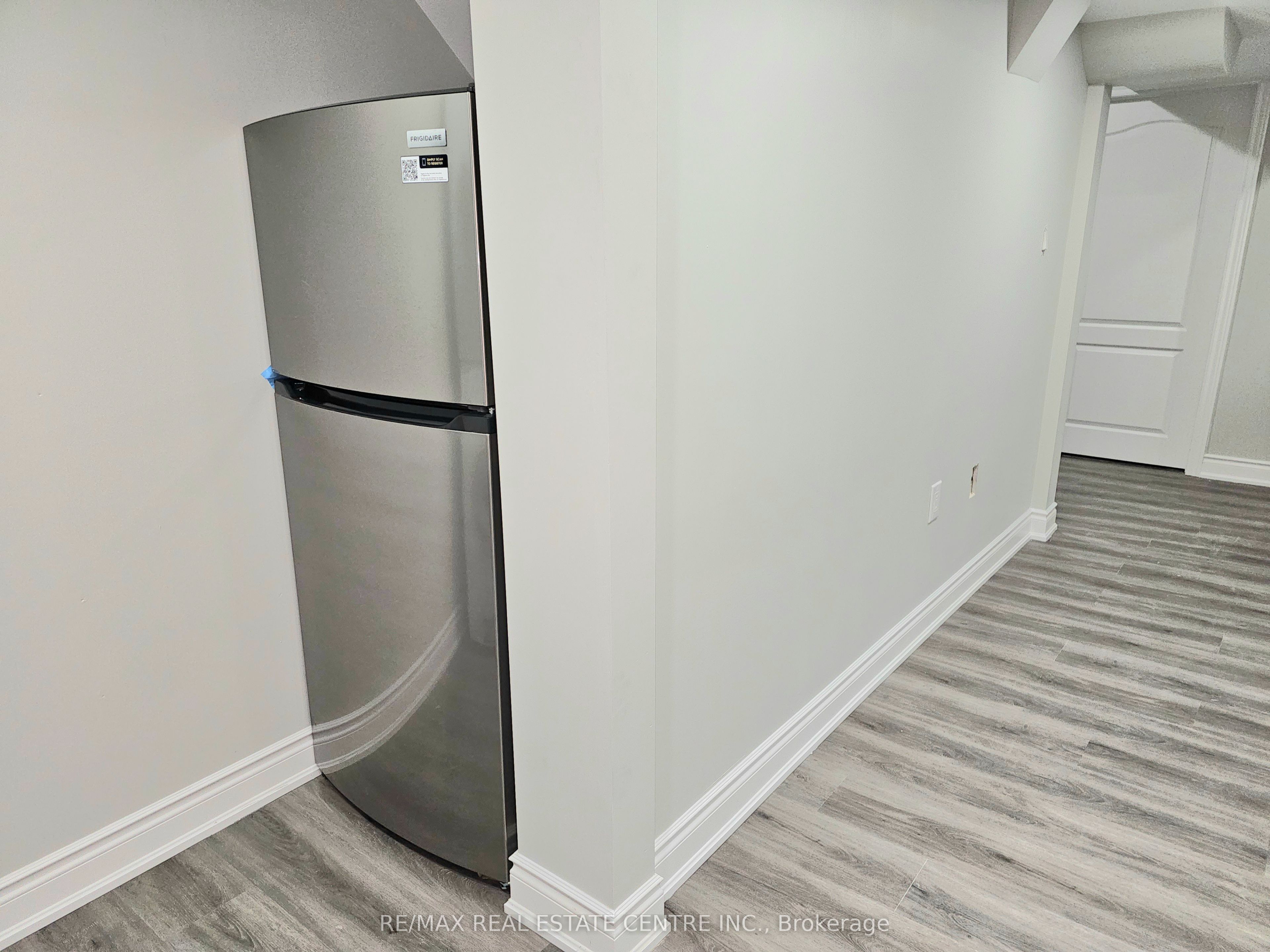 180 Giddings Crescent Basemen