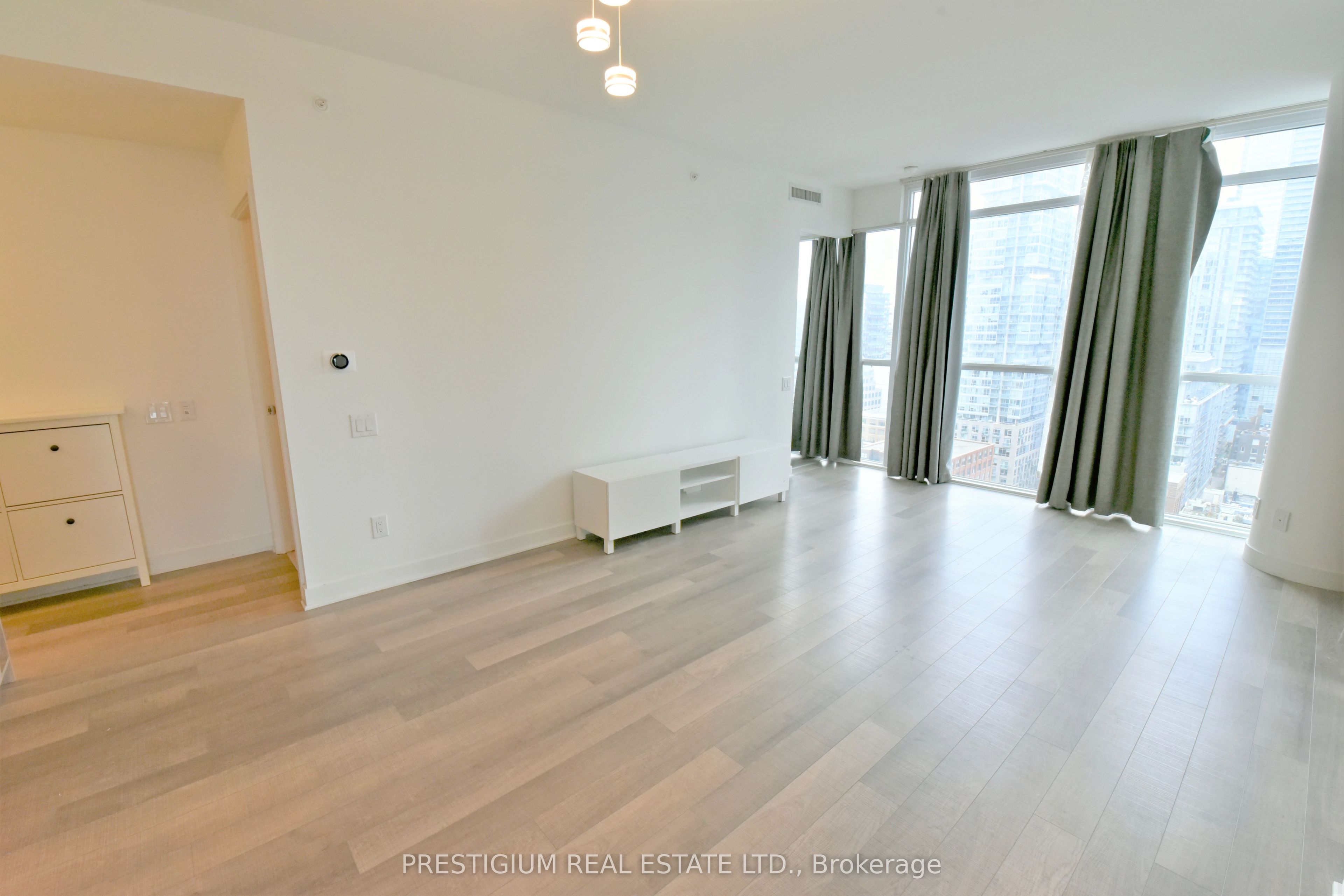 290 Adelaide Street W 1910