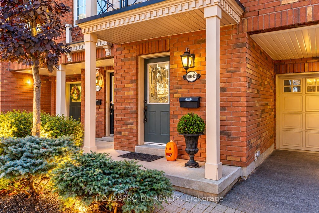 Photo of 619 Evans Avenue #12, Toronto, ON M8W 2W4 (MLS # W14115572)