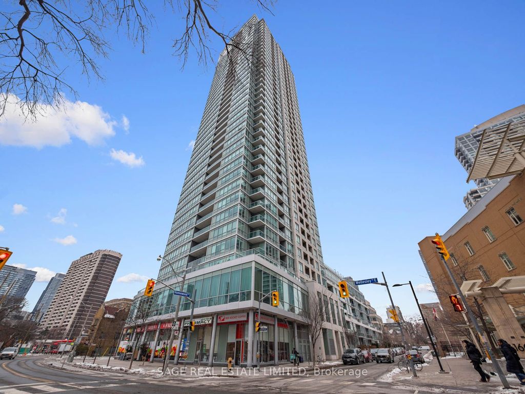 Photo of 120 Homewood Avenue #1701, Toronto, ON M4Y 2J3 (MLS # C12641292)