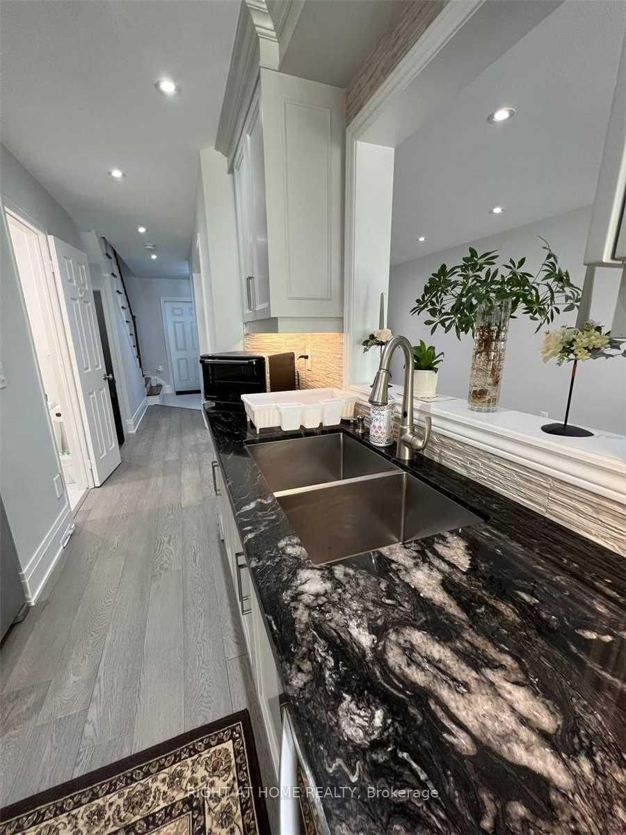 5936 Candlebrook Court