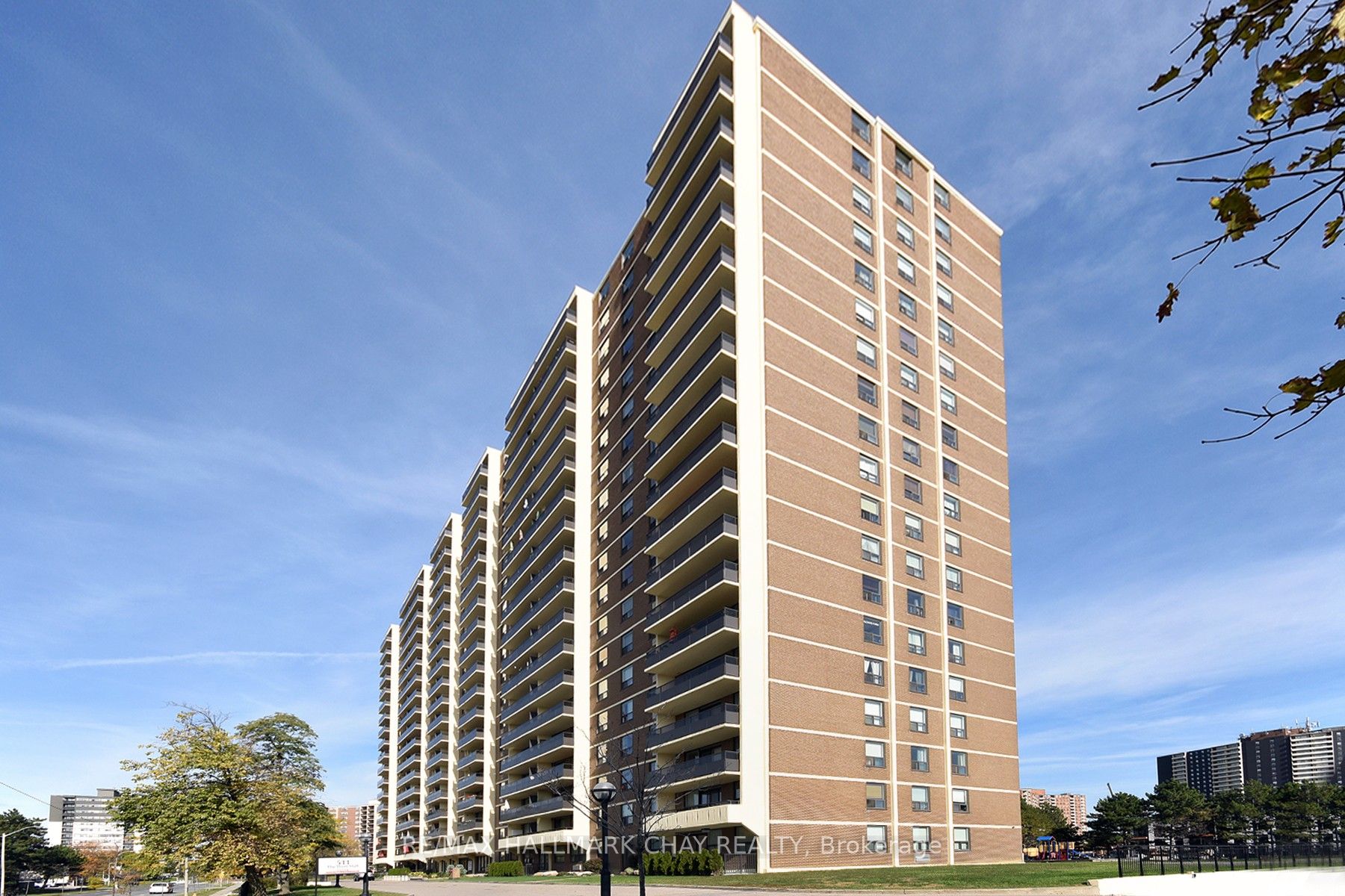 511 The West Mall N/A 207