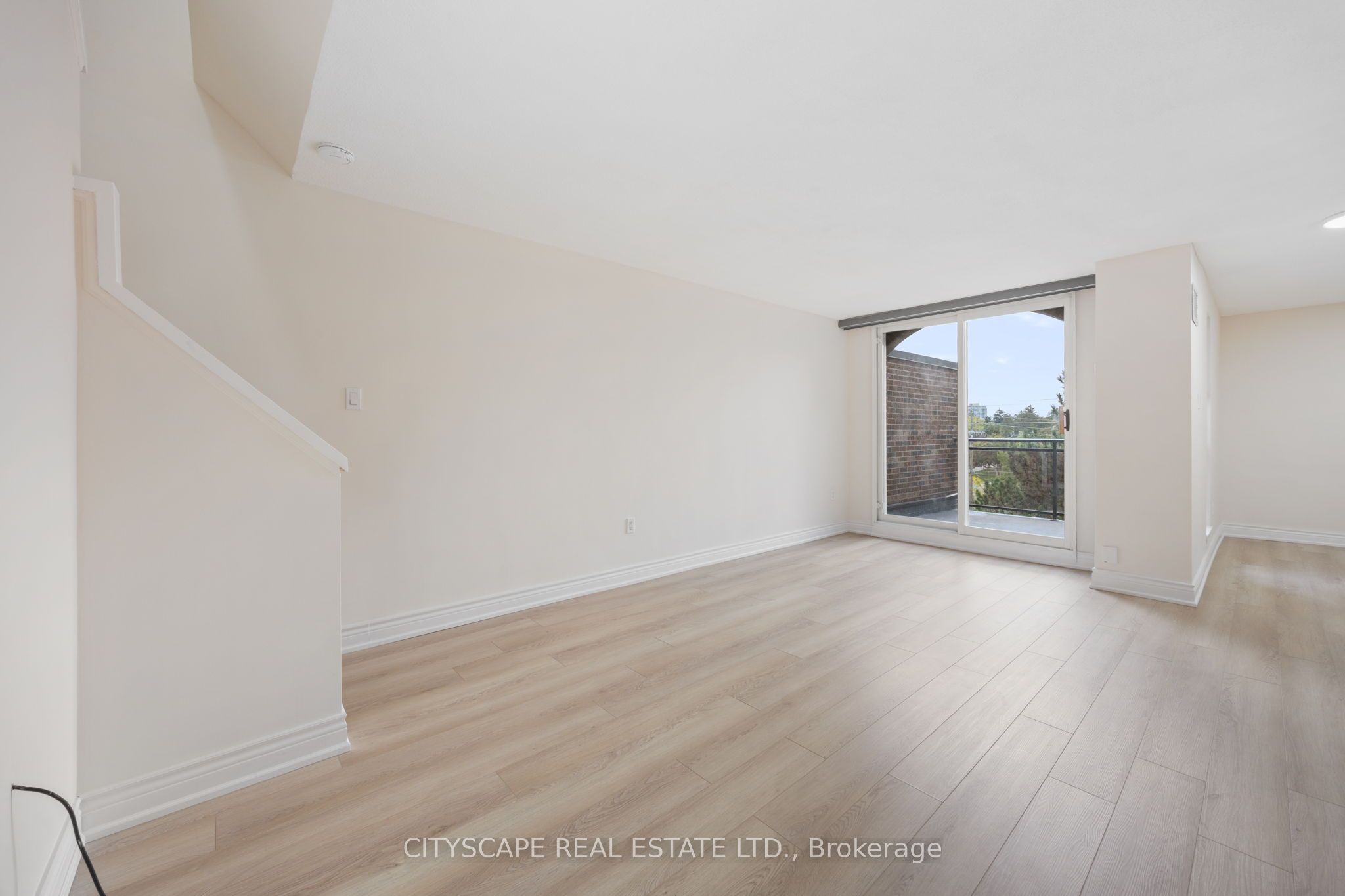 16 Elgin Street 301