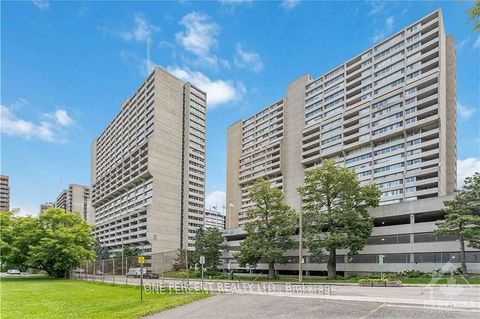 500 LAURIER Avenue 1802 Ottawa Centre ON K1R 5E1
