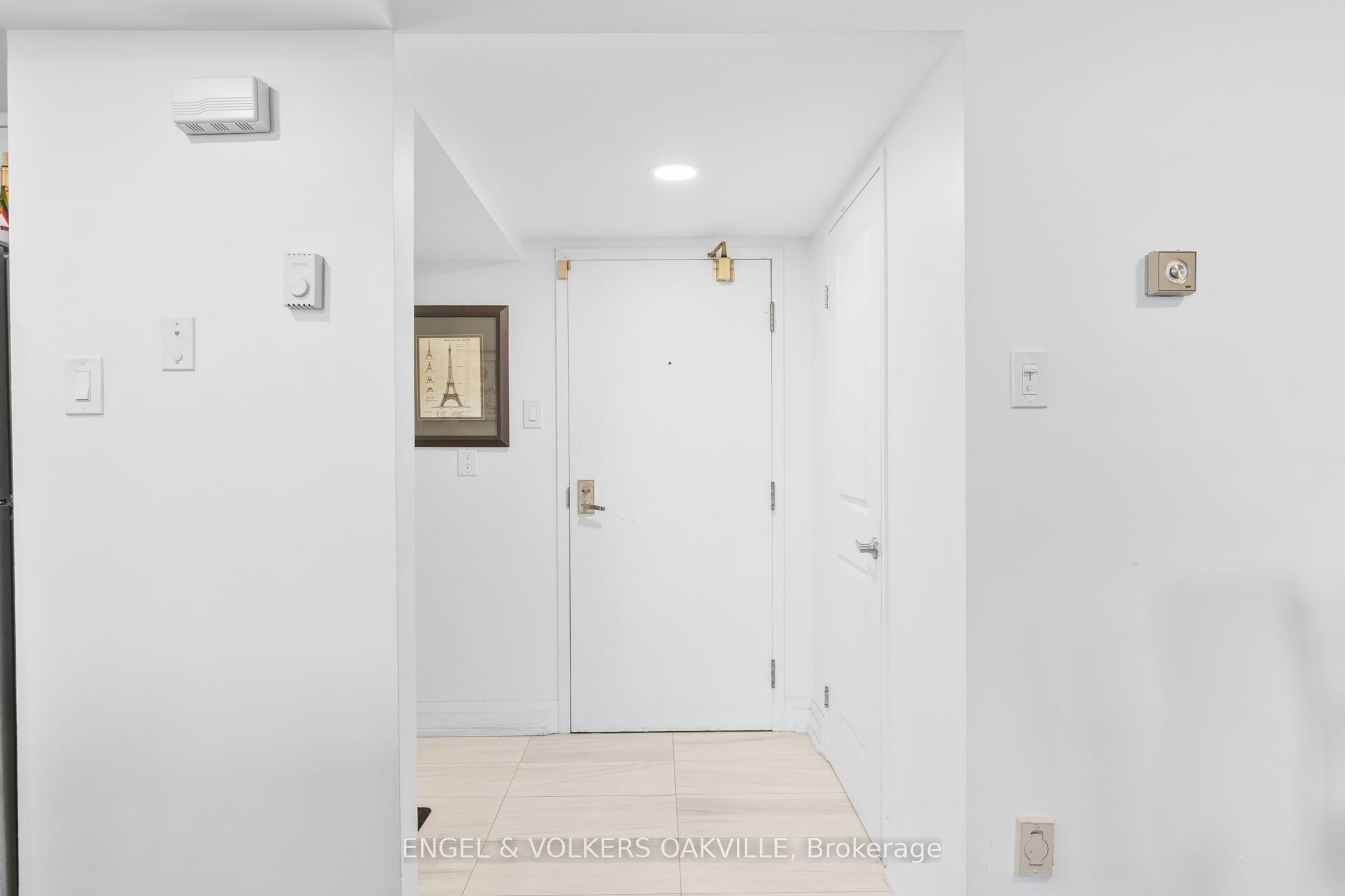 100 Bronte Road 416