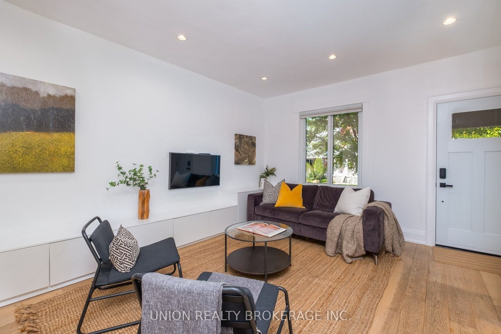 Photo of 17 Ashland Avenue, Toronto, ON M4L 1J9 (MLS # E13834416)