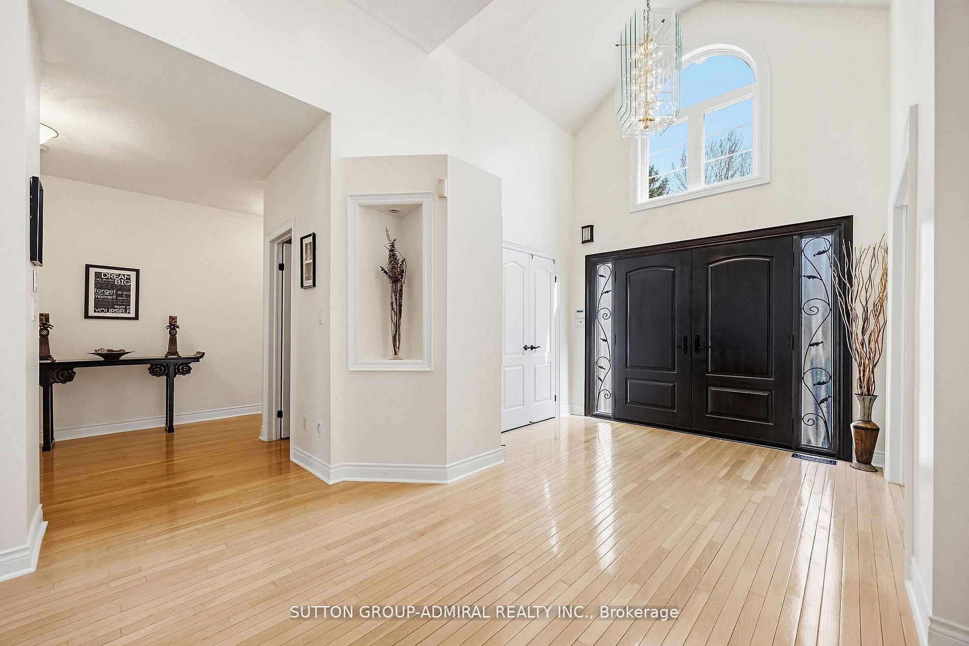 71 Glacier Court