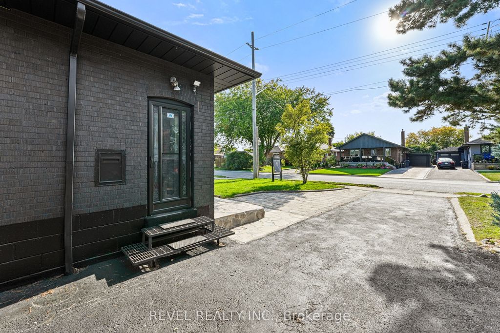 Photo of 63 Crosland Drive, Toronto, ON M1R 4M9 (MLS # E12718282)