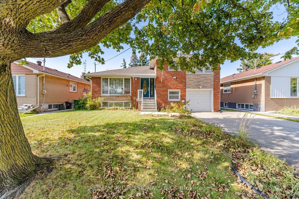 Photo of 75 Sabrina Drive, Toronto, ON M9R 2J8 (MLS # W14028106)
