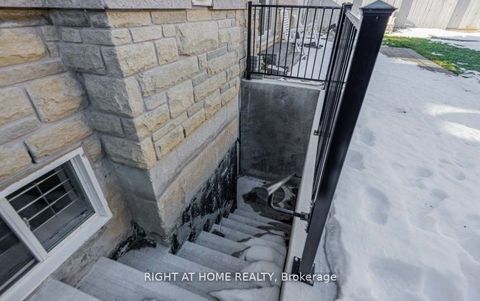 2 Township Avenue Basmt Richmond Hill ON L4E 0J5