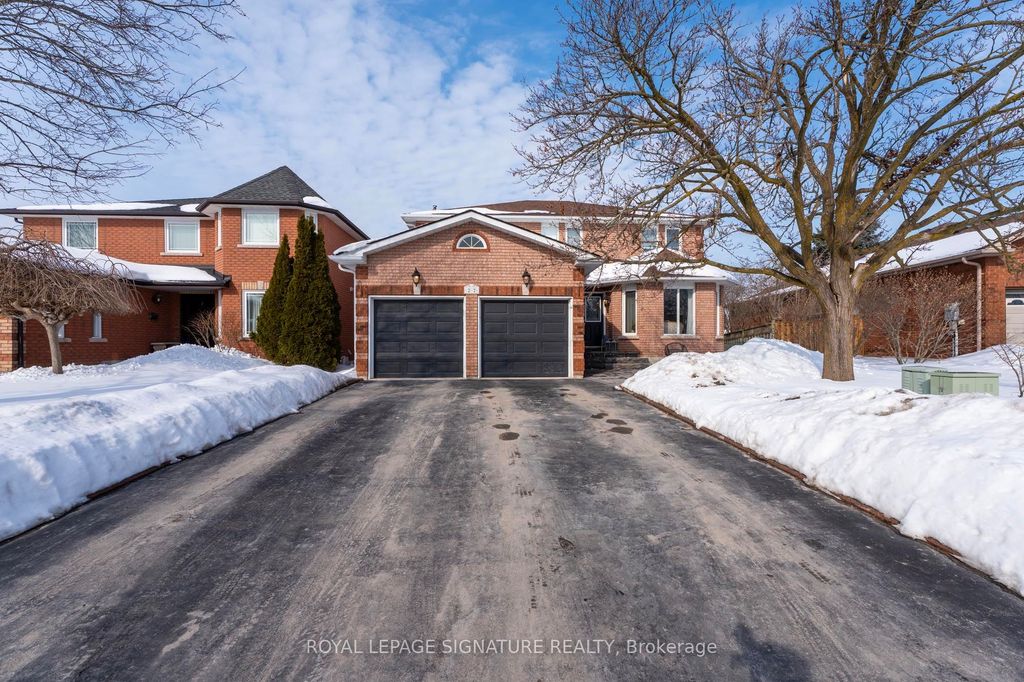 Photo of 22 Stoddart Court, Bradford West Gwillimbury, ON L3Z 2X8 (MLS # N12818552)