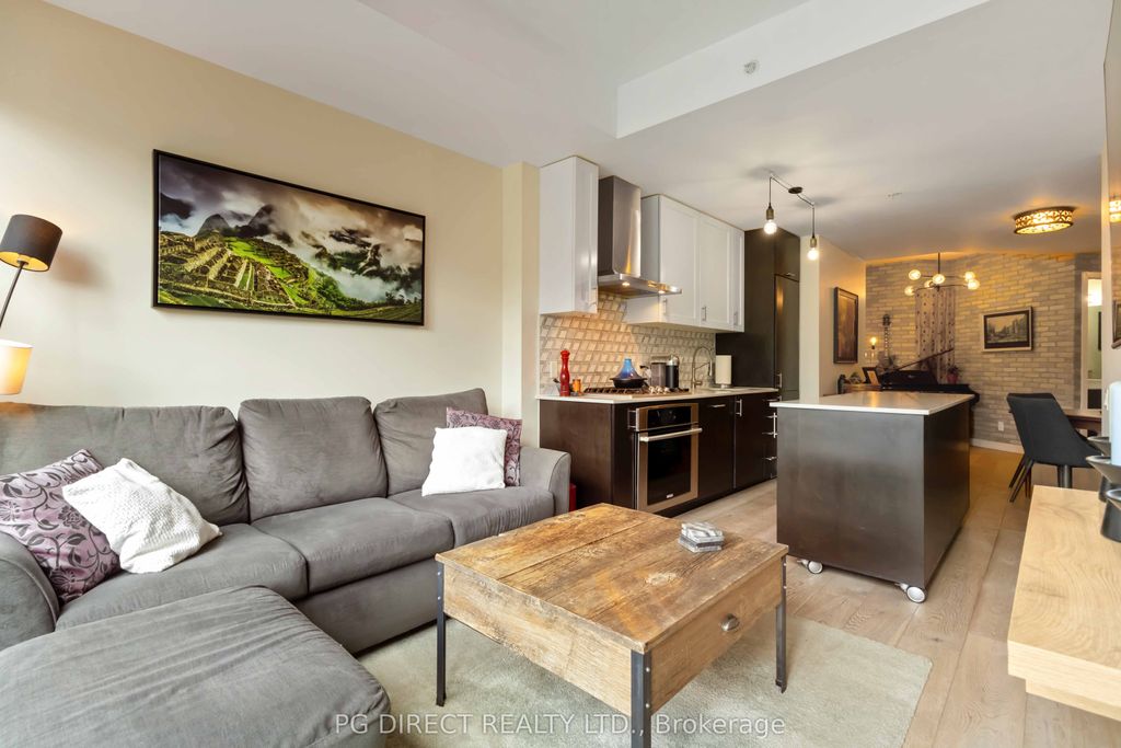 Photo of 38 Howard Park Avenue #622, Toronto, ON M6R 0A7 (MLS # W12165992)