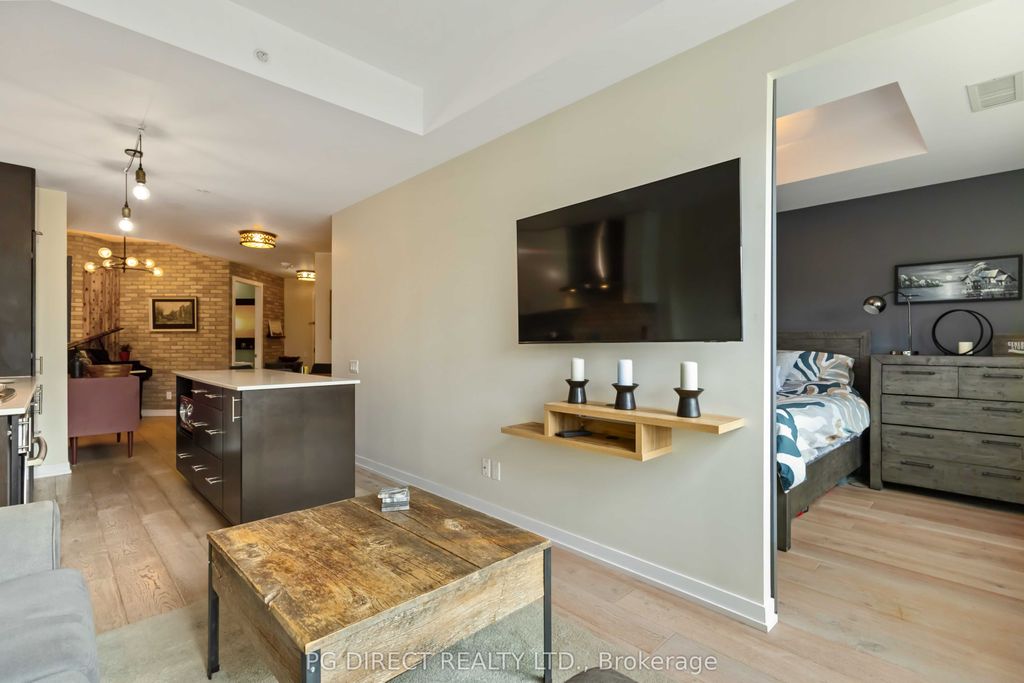 Photo of 38 Howard Park Avenue #622, Toronto, ON M6R 0A7 (MLS # W12165992)