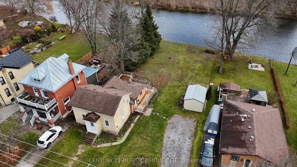 Photo of 363 Fountain Street S, Cambridge, ON N3H 1J2 (MLS # X12587578)