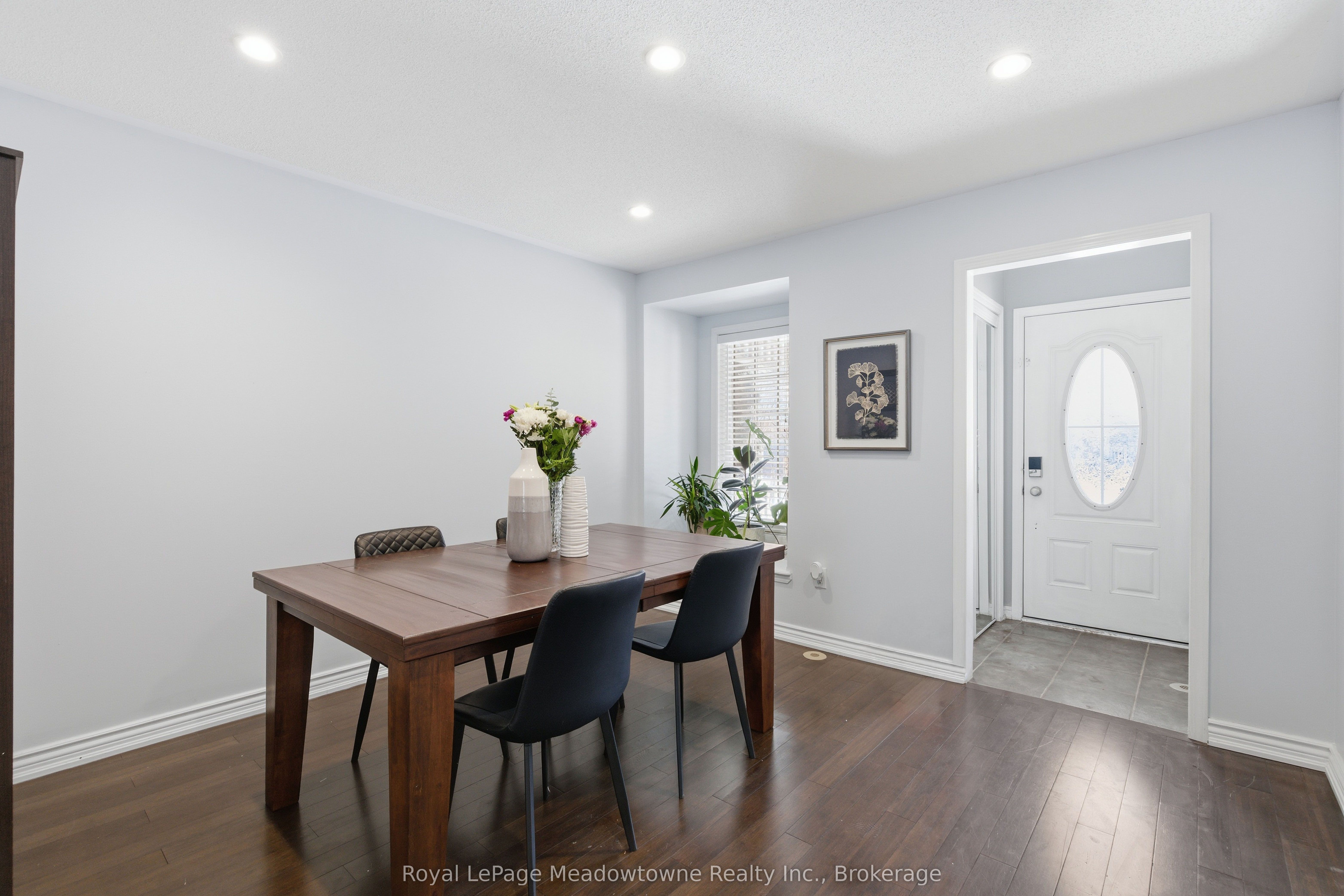 851 GIFFORD Crescent