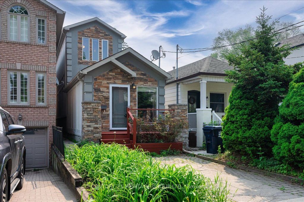 Photo of 169 King Edward Avenue, Toronto, ON M4C 5J7 (MLS # E12209676)