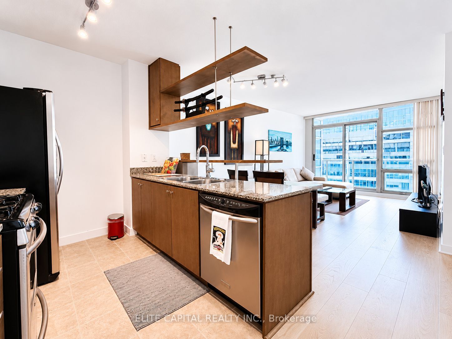 10 Navy Wharf Court 1008
