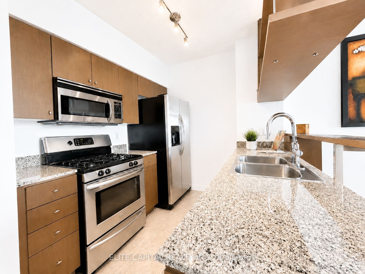 10 Navy Wharf Court 1008