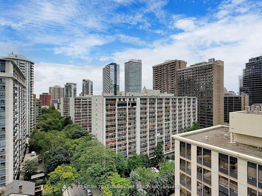 Photo of 501 Yonge Street #1009, Toronto, ON M4Y 0G8 (MLS # C12706080)