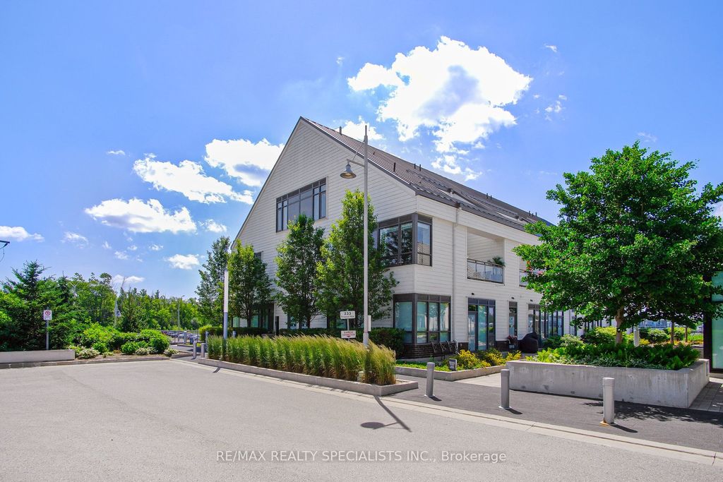 Photo of 233 Broward Way #10, Innisfil, ON L9S 0M1 (MLS # N12780722)