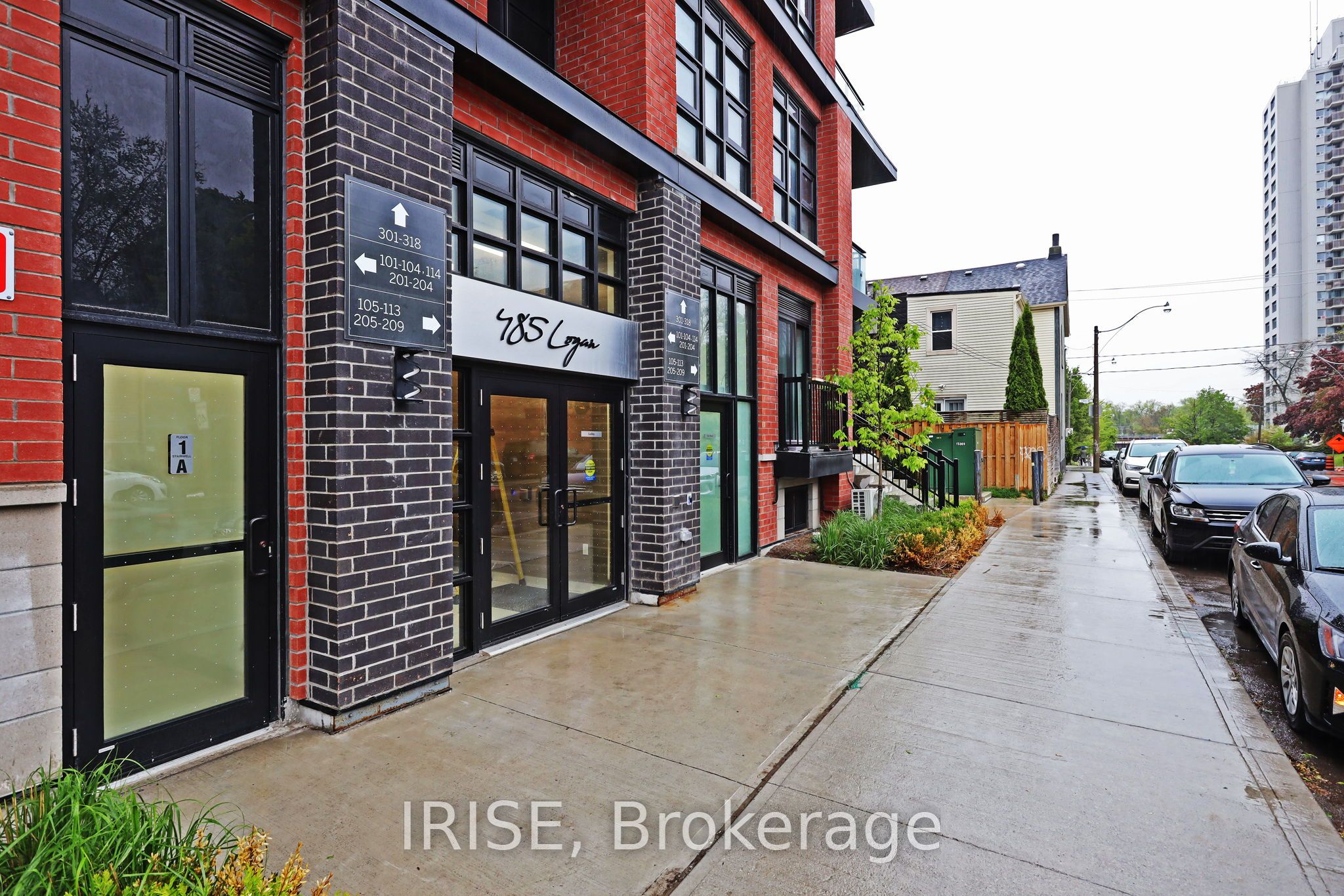 485 Logan Avenue S 207