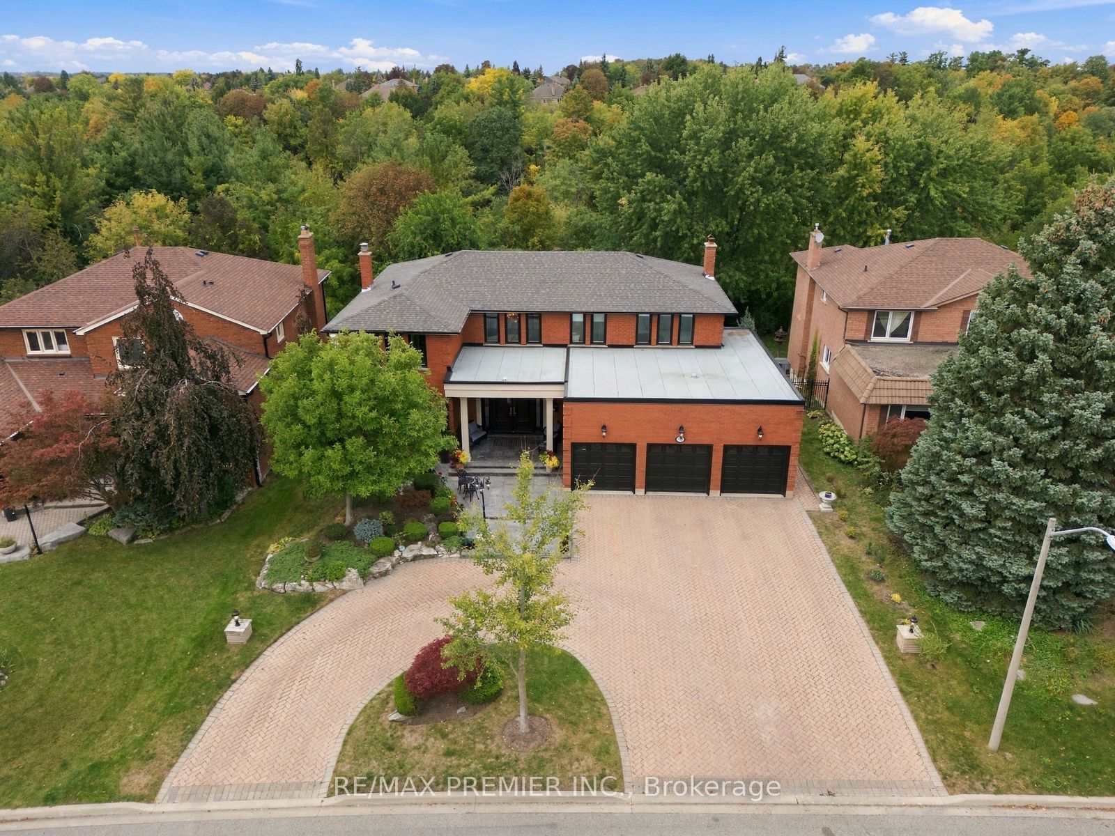 98 Cairnburg Place