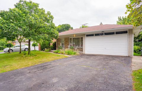 2143 Linby Street UPPER Mississauga ON L4Y 1V6