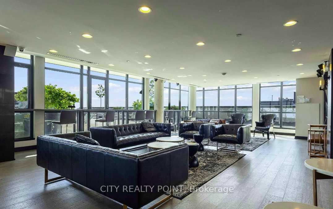 1190 Dundas Street E 505