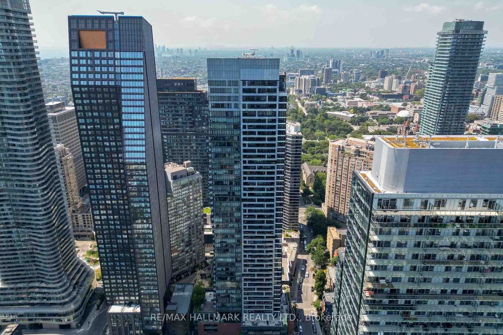 Photo of 5 St Joseph St Street #2611, Toronto, ON M4Y 1Z3 (MLS # C12416580)