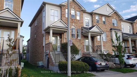 5980 Whitehorn Avenue 28 Mississauga ON L5V 2Y2