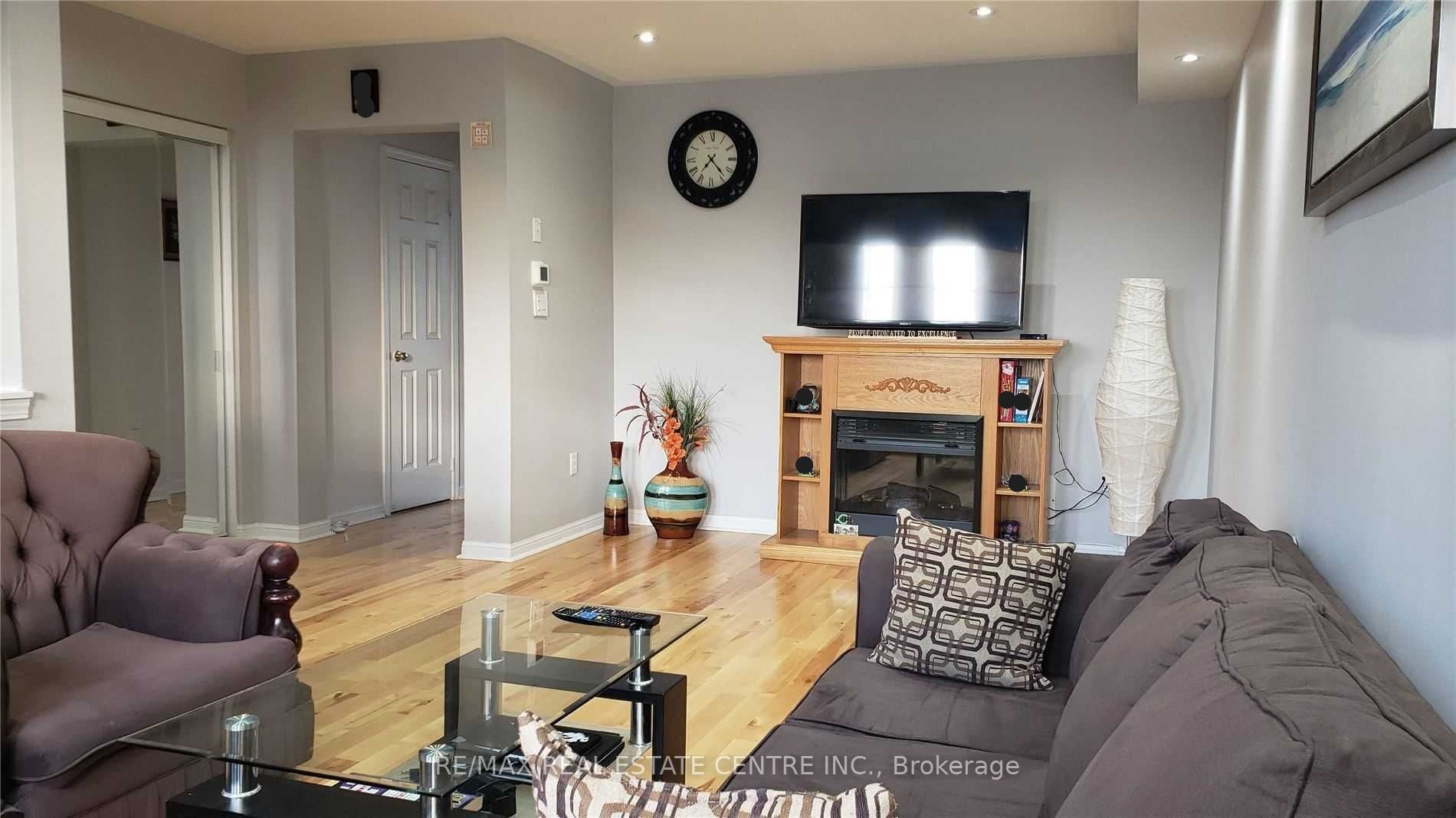 5980 Whitehorn Avenue 28