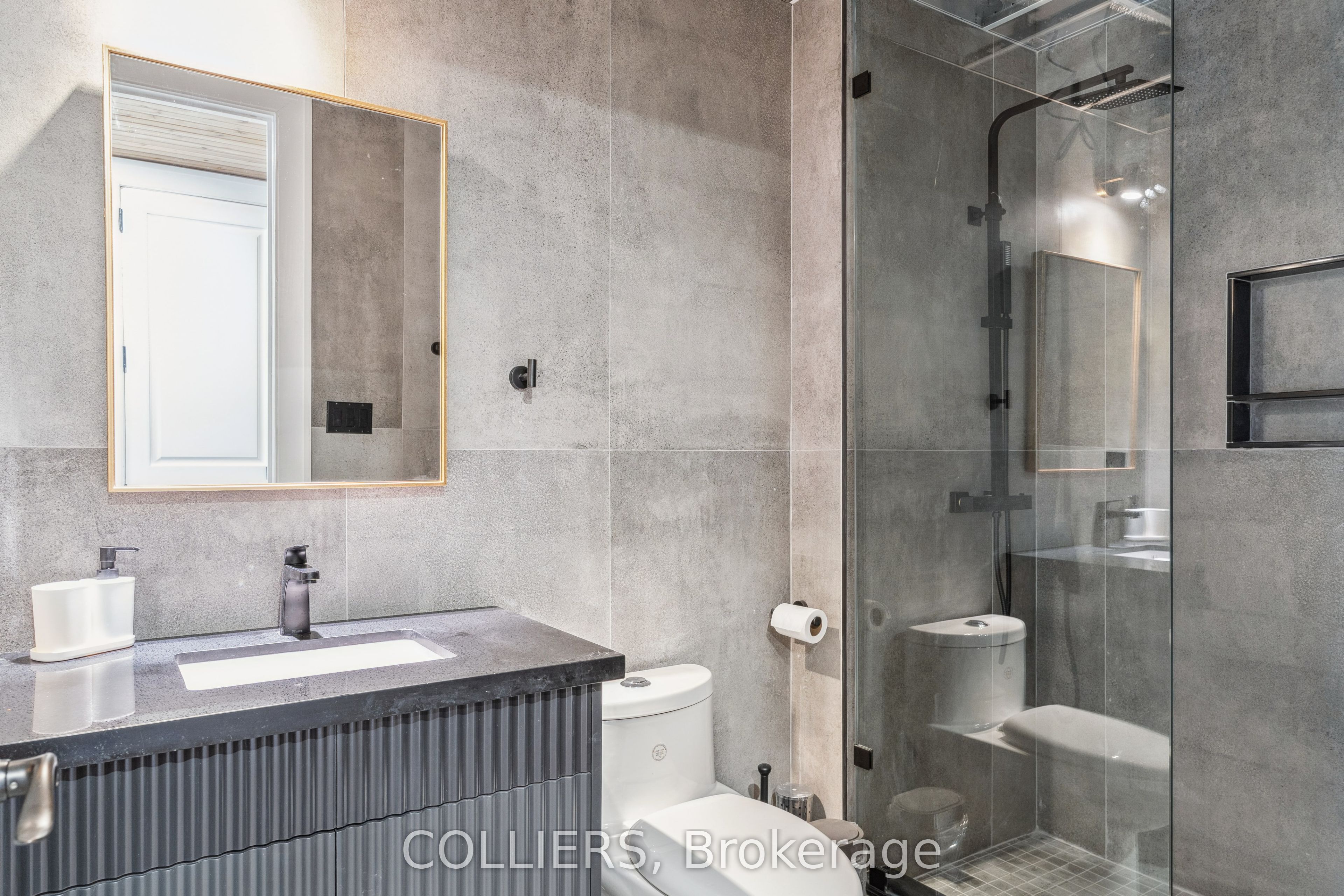 1320 Queen Street W