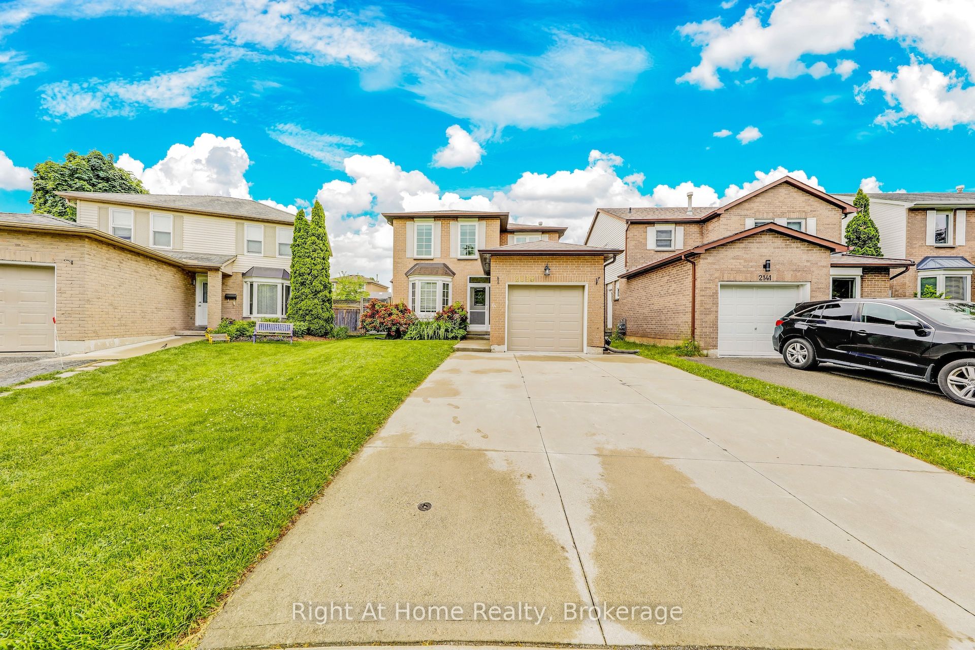 2139 HUNT Crescent