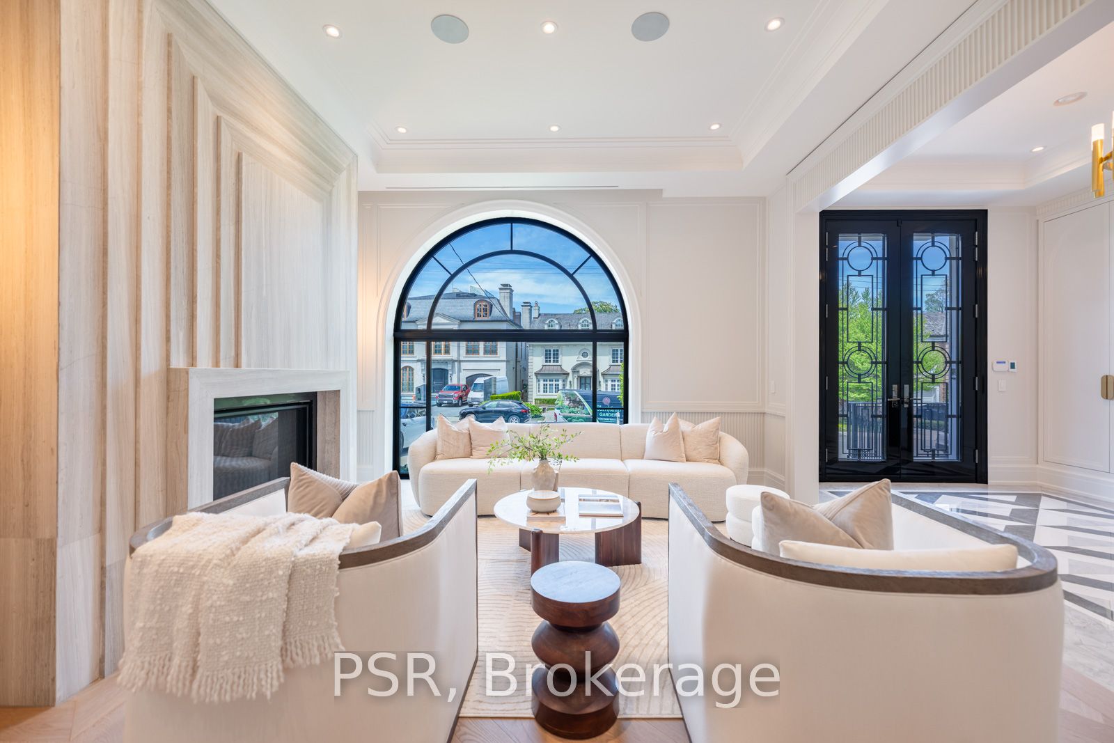 228 Dunvegan Road