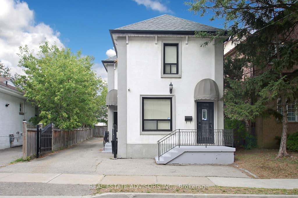 Photo of 7924 Kipling Avenue, Vaughan, ON L4L 1Z5 (MLS # N13704336)