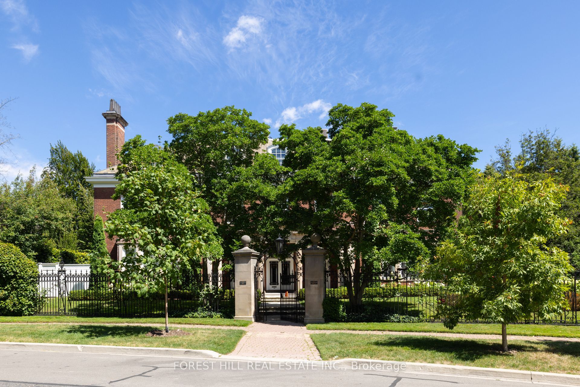 1 Chestnut Park PH