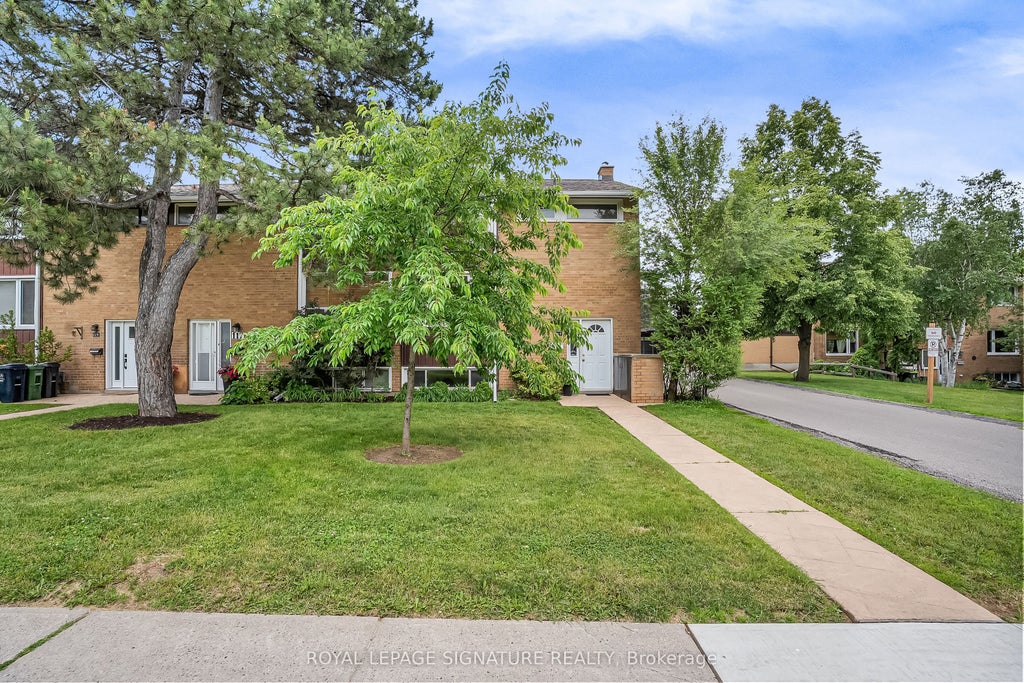 Photo of 115 Southill Drive, Toronto, ON M3C 2H9 (MLS # C13462612)