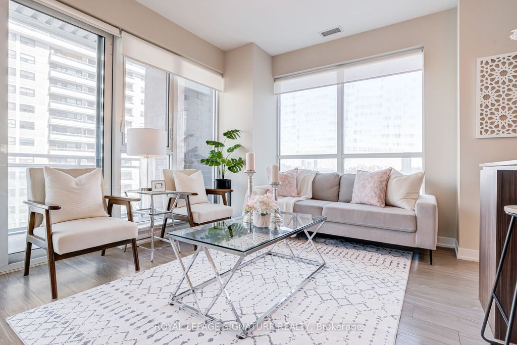 Photo of 1830 Bloor Street W #836, Toronto, ON M6P 0A2 (MLS # W13041152)