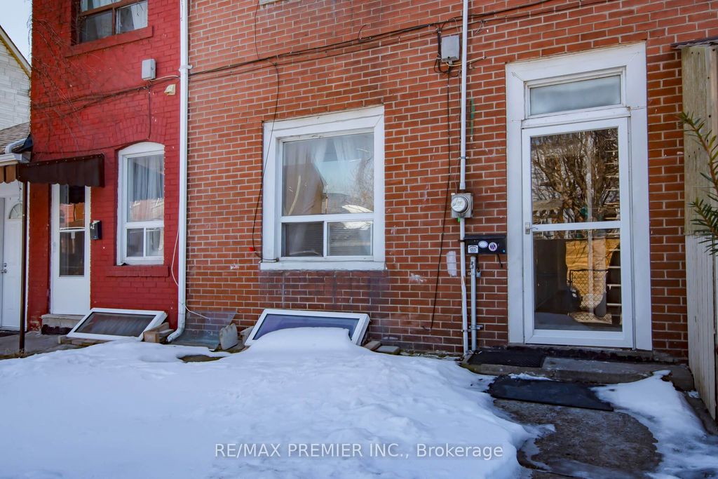 Photo of 229 Bellwoods Avenue, Toronto, ON M6J 2R2 (MLS # C12851738)