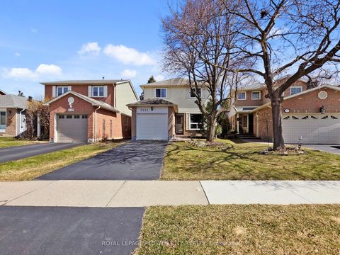 3121 Keynes Crescent Mississauga ON L5N 2Z9