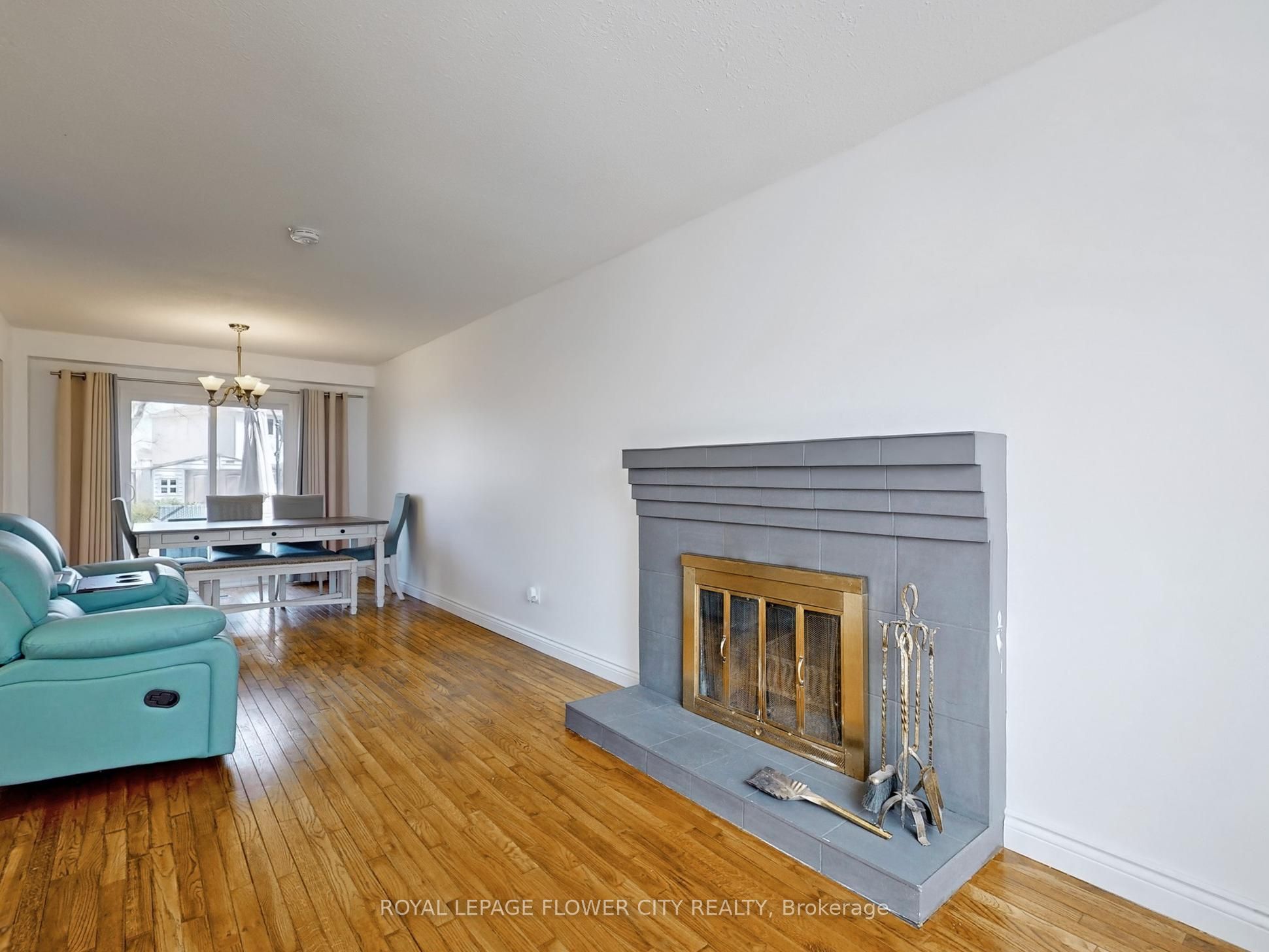 3121 Keynes Crescent