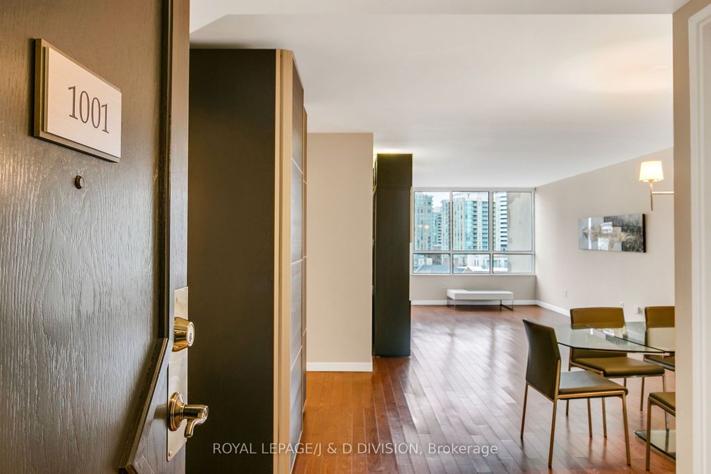 Photo of 5444 Yonge Street #1001, Toronto, ON M3N 6J4 (MLS # C13022788)
