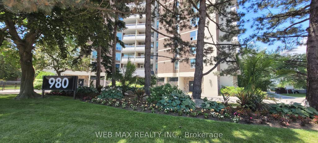 Photo of 980 Broadview Avenue #804, Toronto, ON M4K 3Y1 (MLS # E13528680)