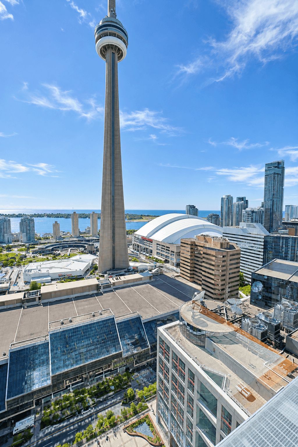 183 Wellington Street W 2705